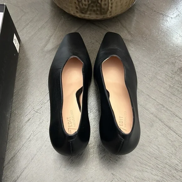 NATURALIZER SEDONA LEATHER SQUARE TOE PUMPS - Picture 9 of 10